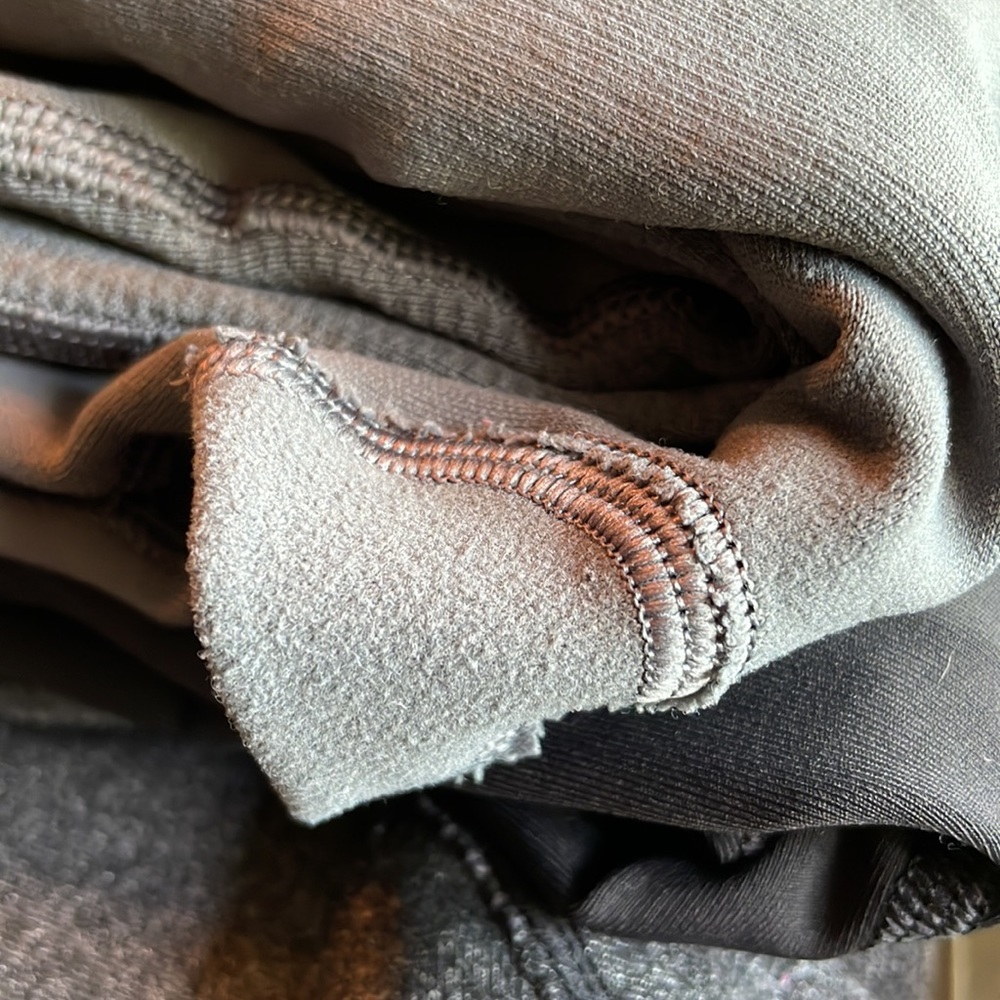 Lululemon seamless leggings - Picture 3 of 3